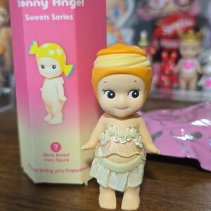 Sonny Angel Cream Puff 100% Authentic